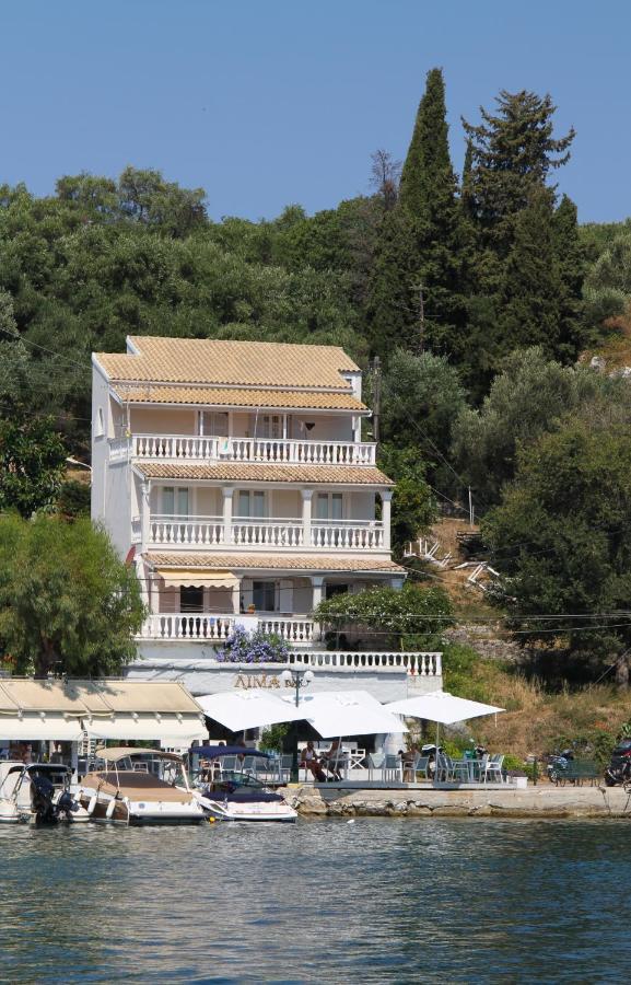 Kassiopi Seafront Elegant Apartments Exterior foto