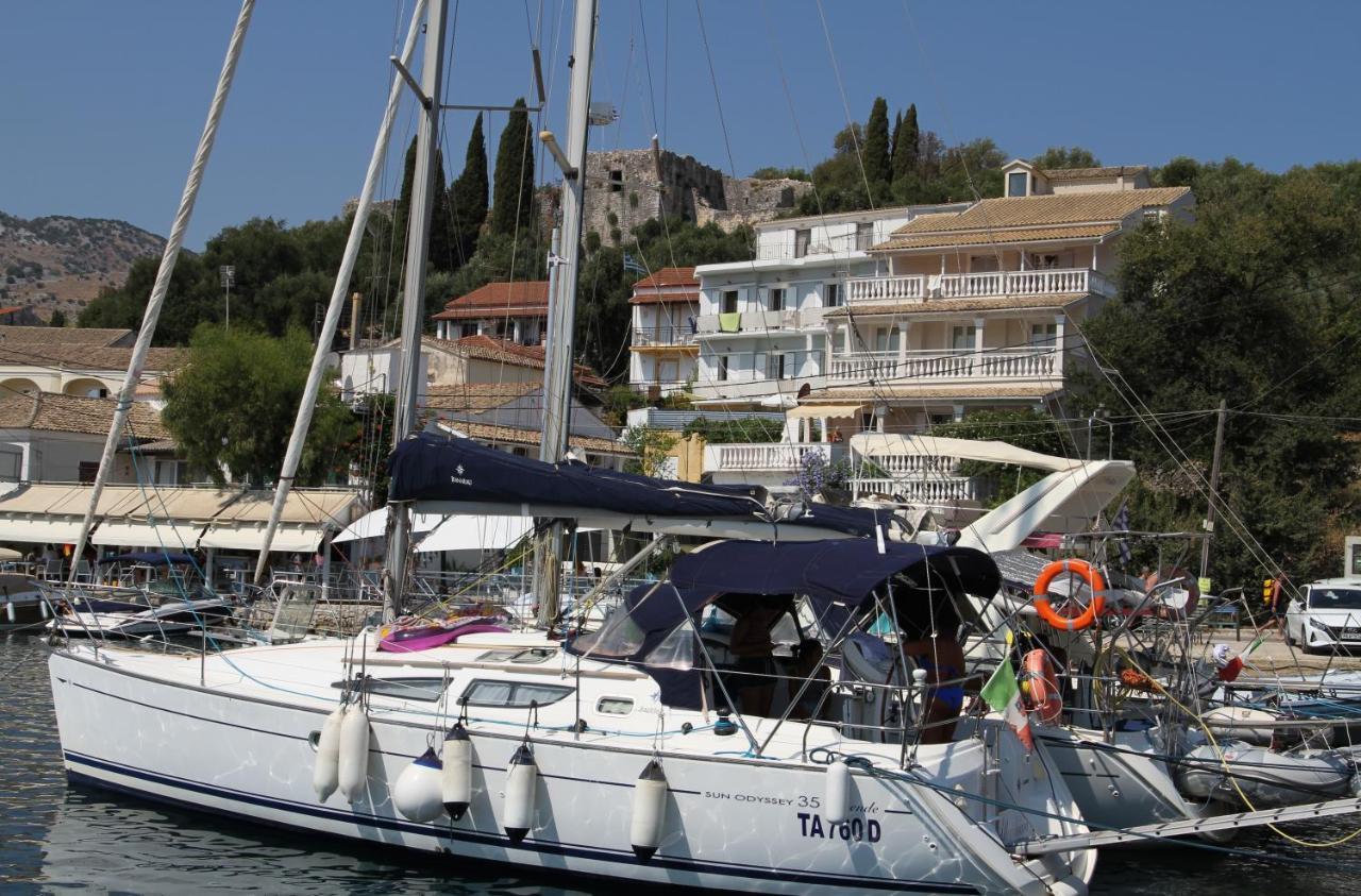 Kassiopi Seafront Elegant Apartments Exterior foto
